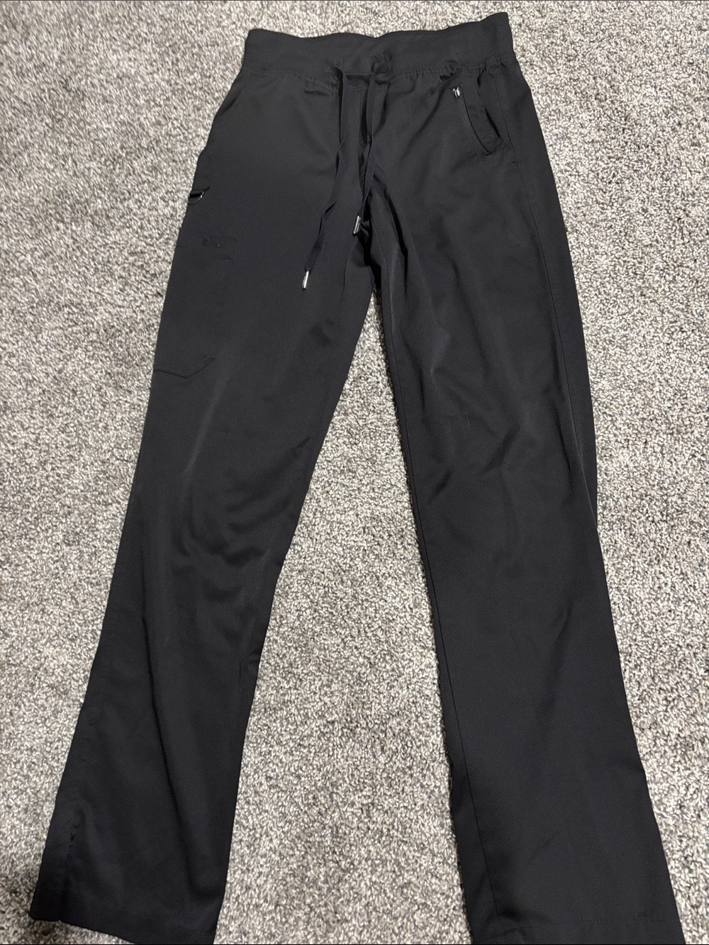 Women’s Straight Leg Drawstring Pants in Black